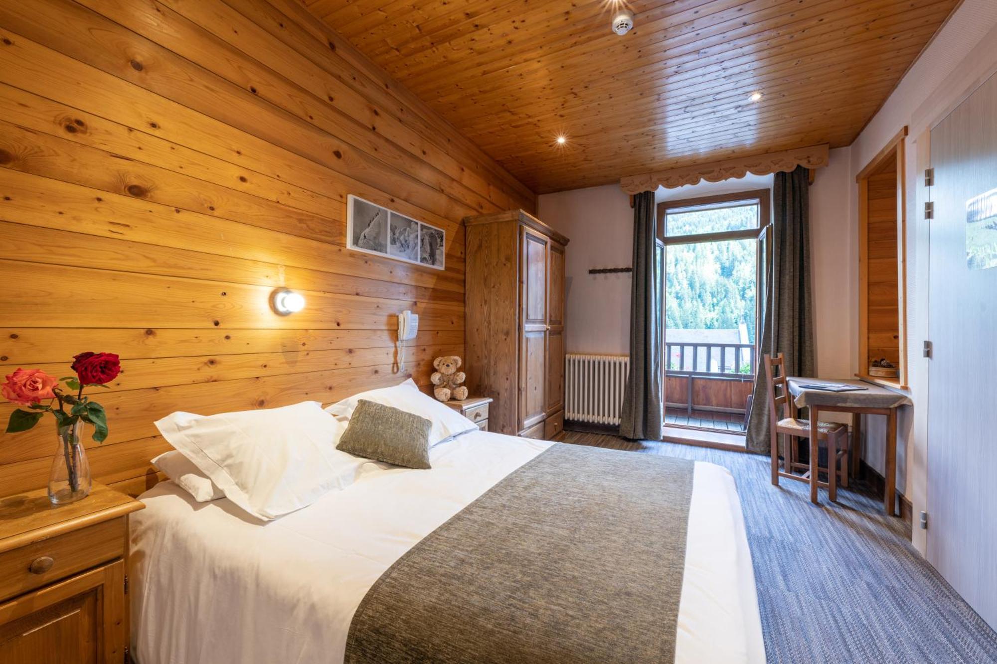 Hotel La Pointe Percee Ле-Гран-Борнан Экстерьер фото